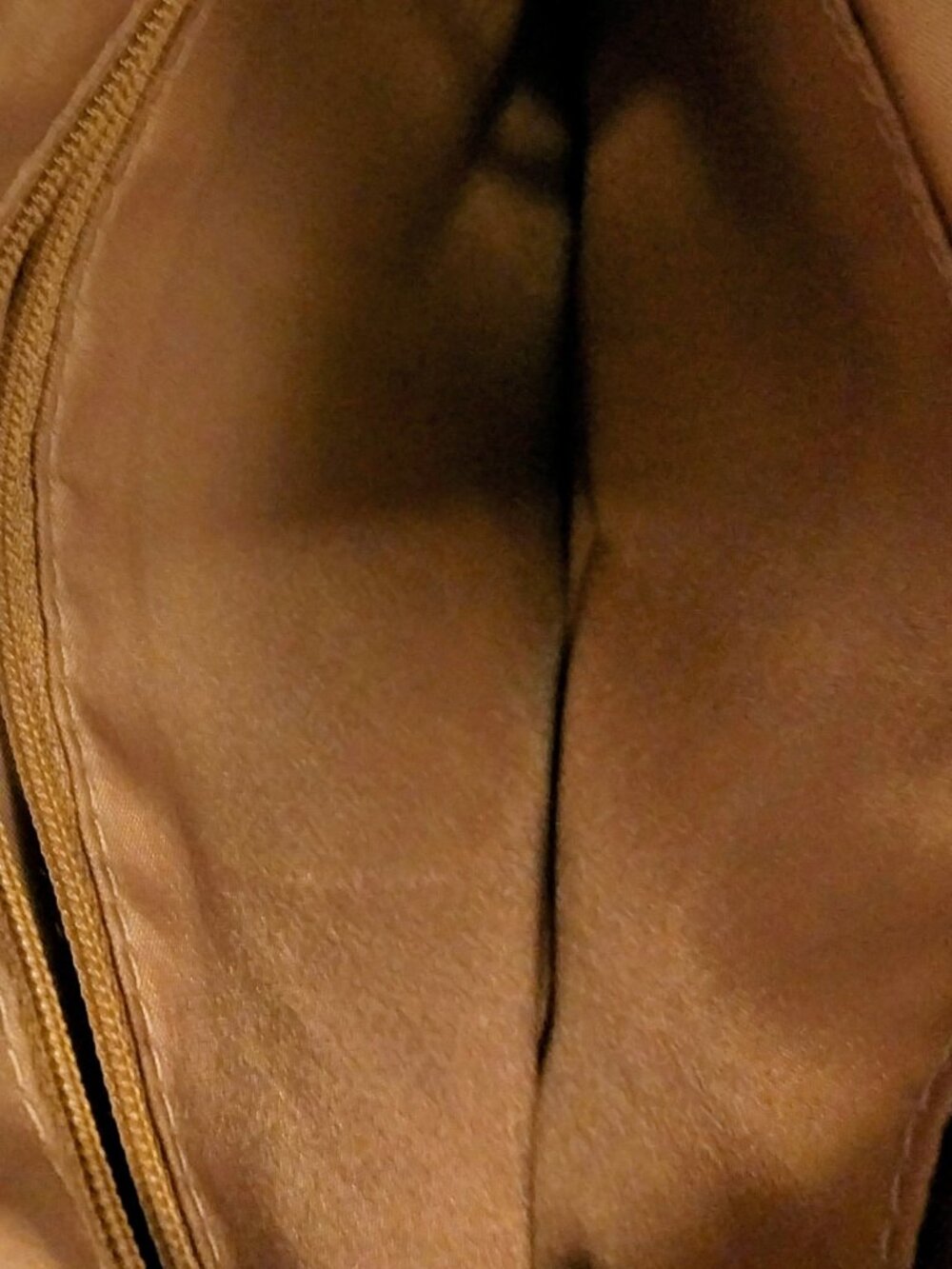 Small Tan Brocade Leather Handbag - Picture 4 of 6